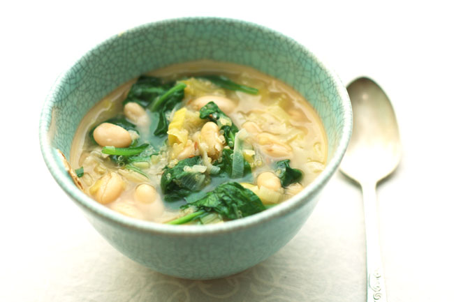 Cannellini Bean Leek And Baby Spinach Soup With Quinoa A Splash Of Vanilla