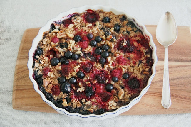 baked berry oats