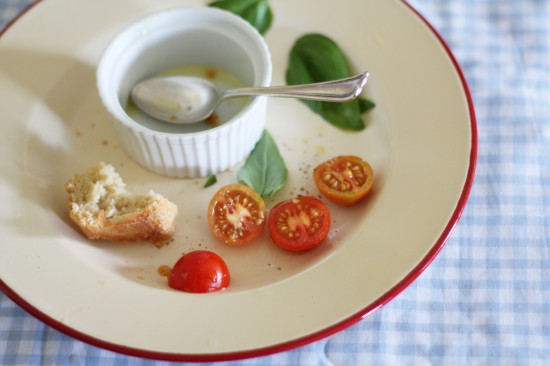 tomato basil bread