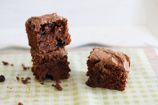 blueberry chocolate cake