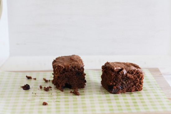 blueberry chocolate cake