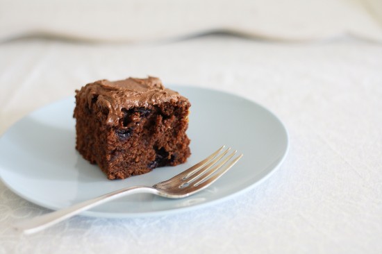 blueberry chocolate cake