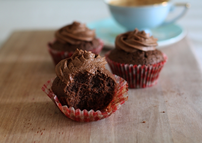 chocolate cupcakes