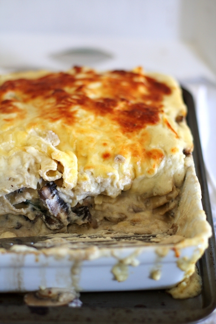 cheesy mushroom lasagna