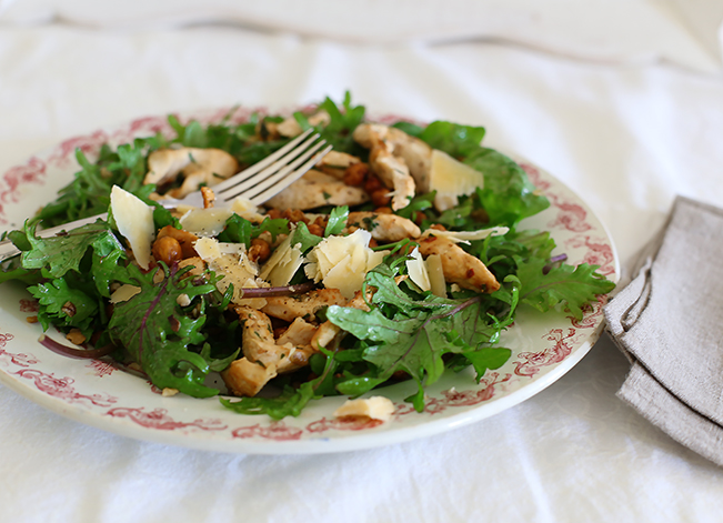 Spicy chickpea chicken kale salad l a splash of vanilla