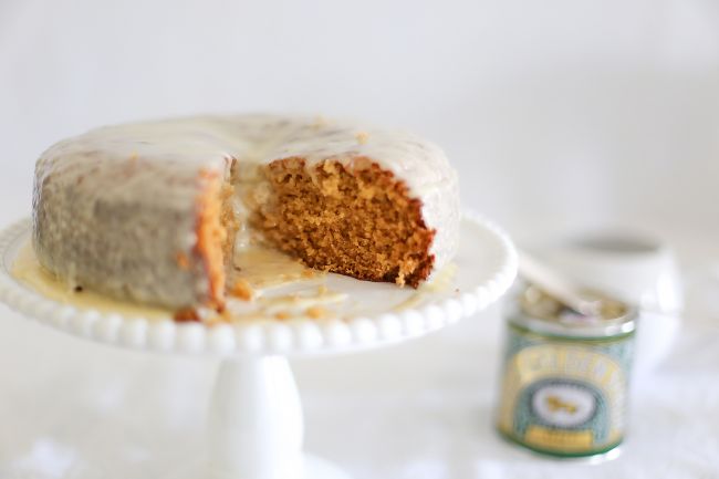 Golden syrup cake l a splash of vanilla