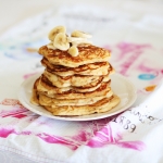 Peanut butter banana pancakes