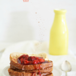 Cinnamon French toast with strawberry sauce