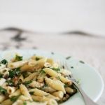 Walnut, parsley & lemon penne