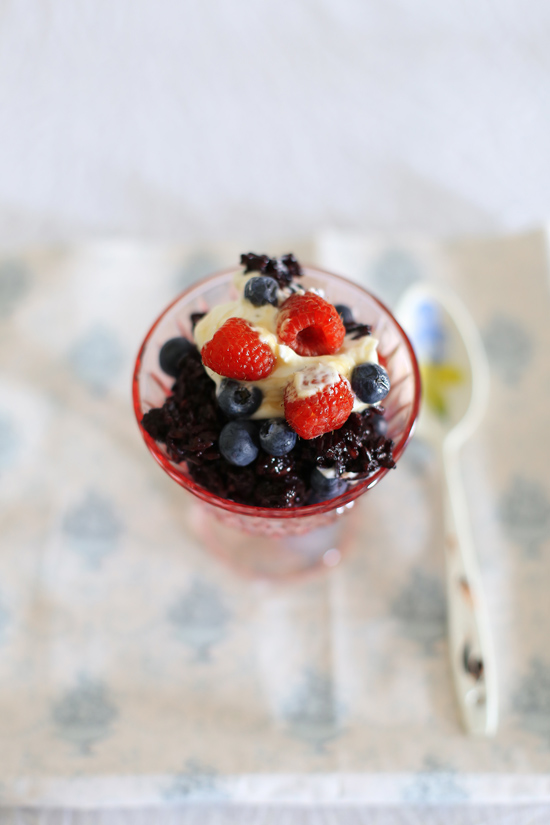 Black sticky rice antioxidant breakfast bowl a splash of vanilla