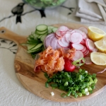 Smoked salmon & spinach salad