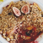 Blackberry peach crumble (vegan)