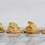Chilli hummus