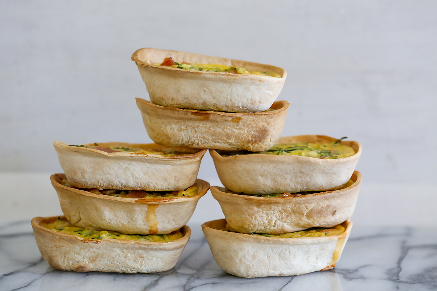 Mini zucchini &amp; bacon quiches | a splash of vanilla